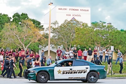Reportan otro suicidio tras tiroteo de Parkland