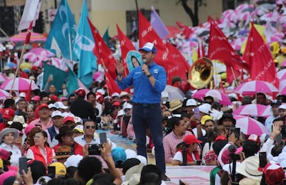 El PAN compromete 800 mil votos para Alejandra del Moral