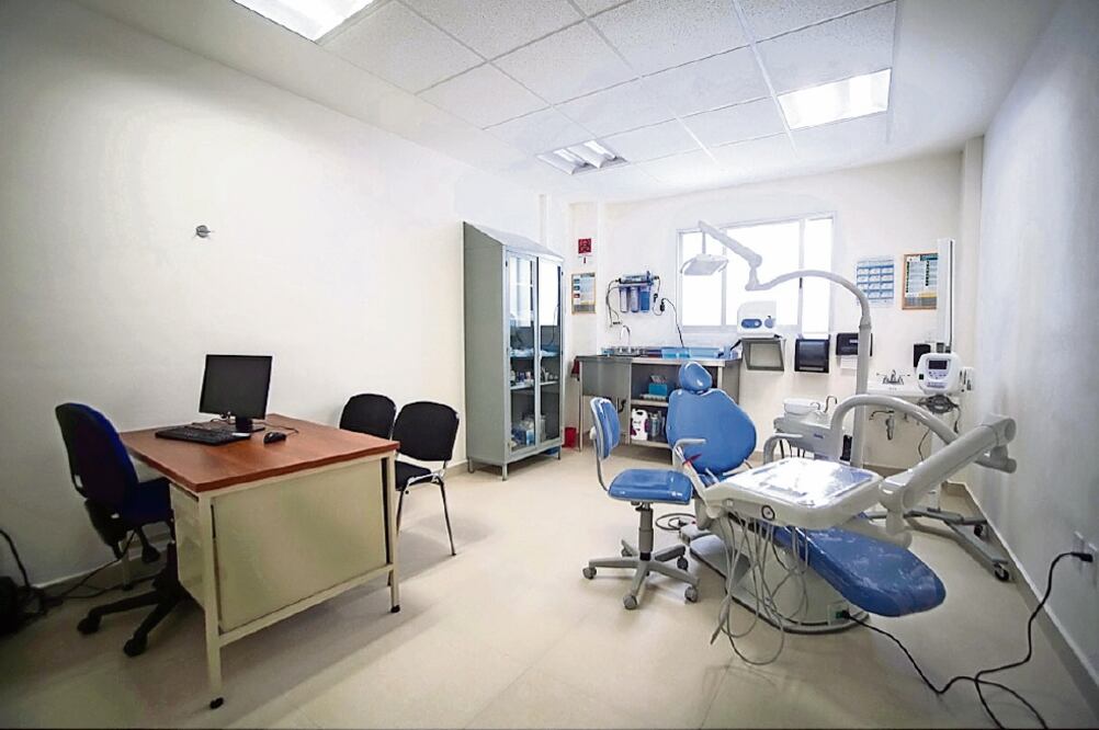 El gobernador Francisco Domínguez inauguró un centro de salud en la comunidad de Pathé (ESPECIAL)