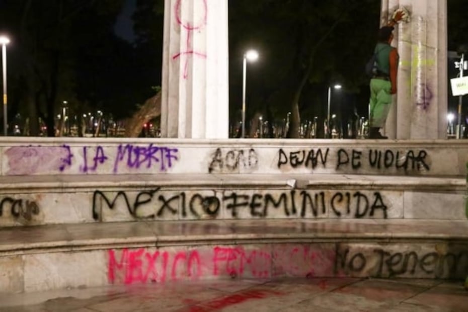 El Hemiclo a Juárez, restaurado en el 2016, ahora fue vandalizado 