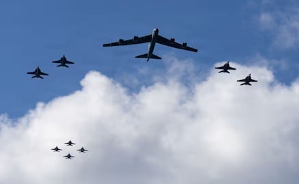 Así fue la trayectoria de los aviones F-18 de EU que cruzaron el espacio aéreo de Venezuela