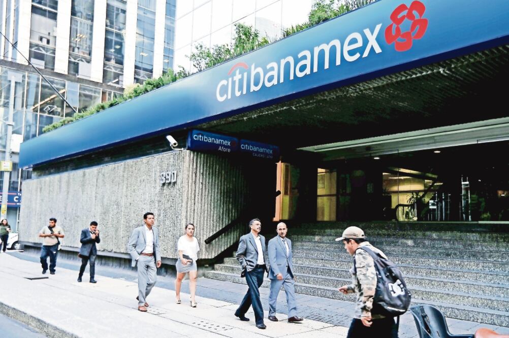 Crecimiento. Grupo Financiero CitiBanamex alcanzó, al cierre de 2017, una utilidad neta de 24 mil 300 mdp, 46% por arriba de lo registrado en 2016. (ARCHIVO EL UNIVERSAL)