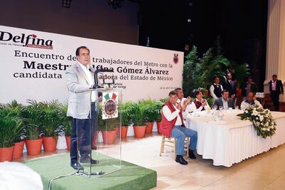 Recibe Delfina respaldo de líder del Metro 