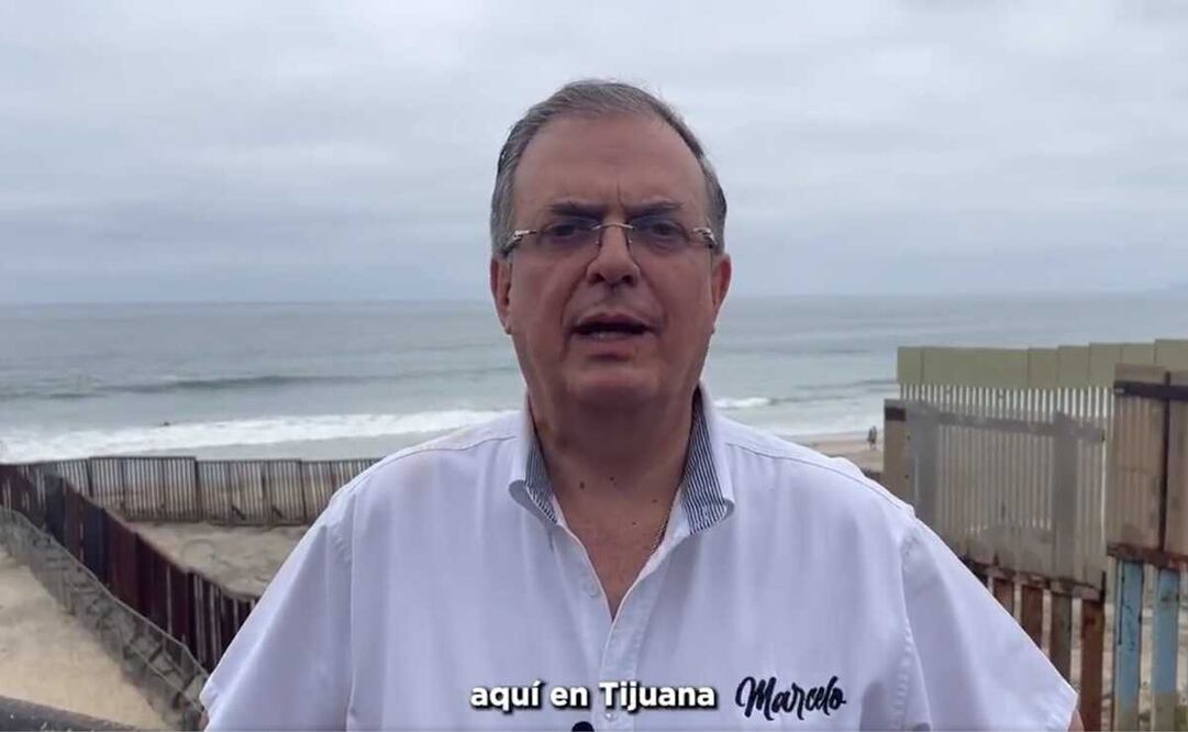 El excanciller explicó que este trozo de muro instalado en Tijuana simboliza la lucha por la libertad de un mundo sin muros. Foto: captura de pantalla