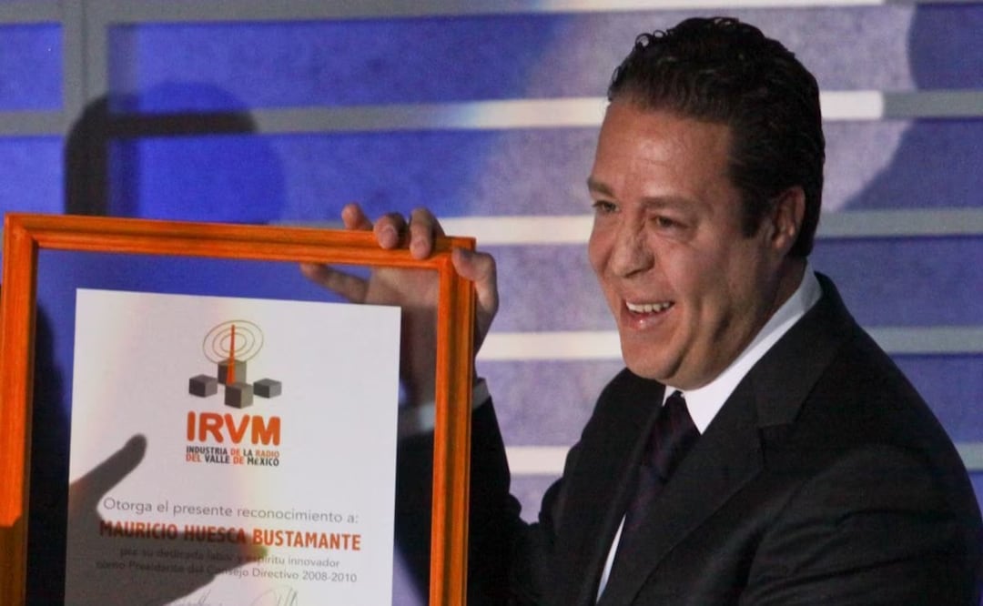 A través de una esquela institucional, el grupo NRM Comunicaciones informó el fallecimiento de Mauricio Huesca Bustamante. Foto: Cuartoscuro