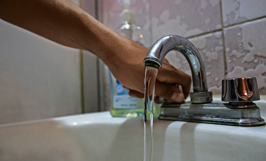 A una semana de lanzar el C5 del Agua y la Línea H2O ya se recibieron 2 mil 786 llamadas; 50% de ellas corresponde a reporte de fugas. (Foto: especial)