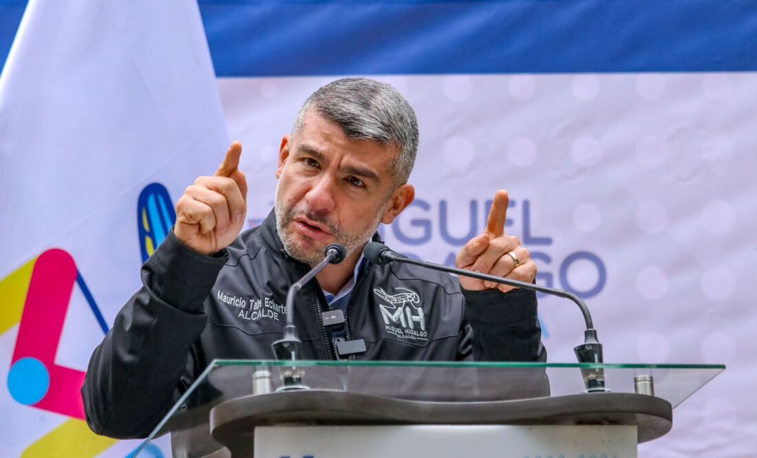 Alcalde de la Miguel Hidalgo reafirma su compromiso contra las chelerías. Foto: Axel Sánchez / EL UNIVERSAL