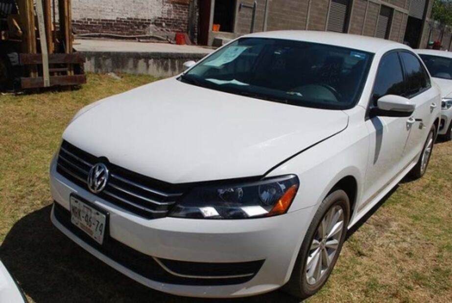 Las gangas de la subasta de autos en Los Pinos