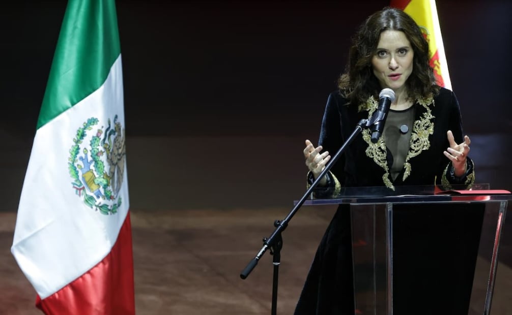 La alcaldesa Alessandra Rojo de la Vega y la presidenta de la comunidad de Madrid, Isabel Díaz Ayuso participaron en el encuentro internacional sobre identidad y origen de México, en el Frontón México. Foto: Fernanda Rojas/ El universal