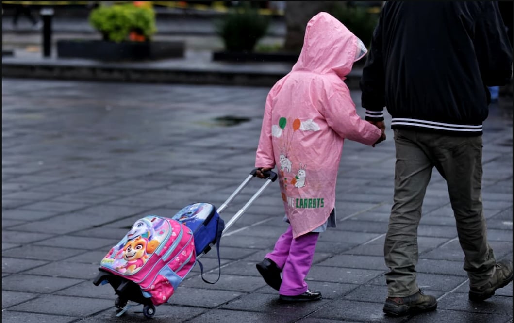 Llueve está tarde de miércoles en el centro de la alcaldía Xochimilco en la Ciudad de México, el 8 de octubre de 2025. Foto: Fernanda Rojas / EL UNIVERSAL