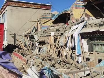 VIDEOS: suman 126 muertos por terremoto en el Tibet, oeste de China; más de mil casas resultaron dañadas