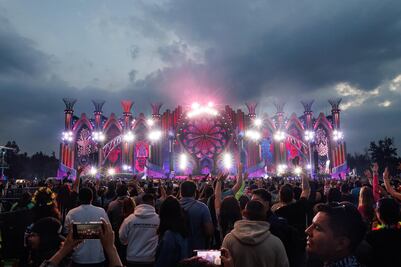 EDC 2025: Beltrán, Nic Fanciulli, Dj Maz, estrenan Neón Garden; ponen a bailar a más de 100 mil personas