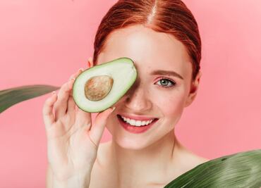 Cómo aplicar el hueso de aguacate en el cabello y para qué sirve