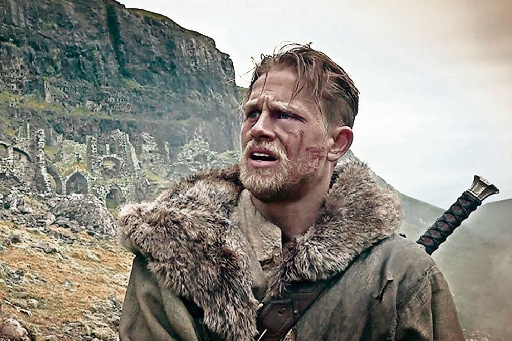 El Rey Arturo: la leyenda de la espad a diluye la mitología (CORTESÍA)