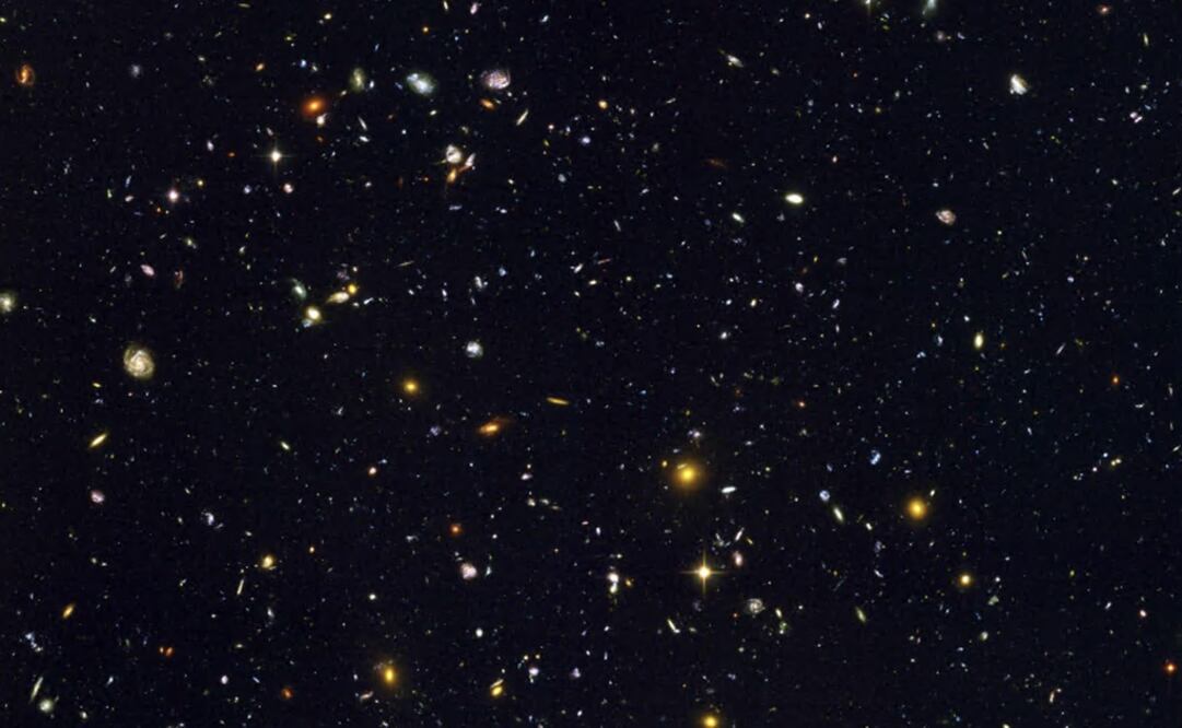 This 2004 image provided by NASA shows what the space agency scientists call the Hubble Ultra Deep Field - Photo: NASA via AP