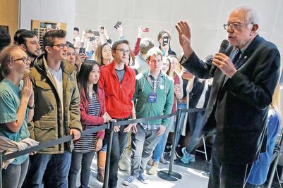 Sanders y Clinton miden fuerzas