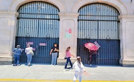 Vecinos de la colonia Fimesase manifiestan en Toluca