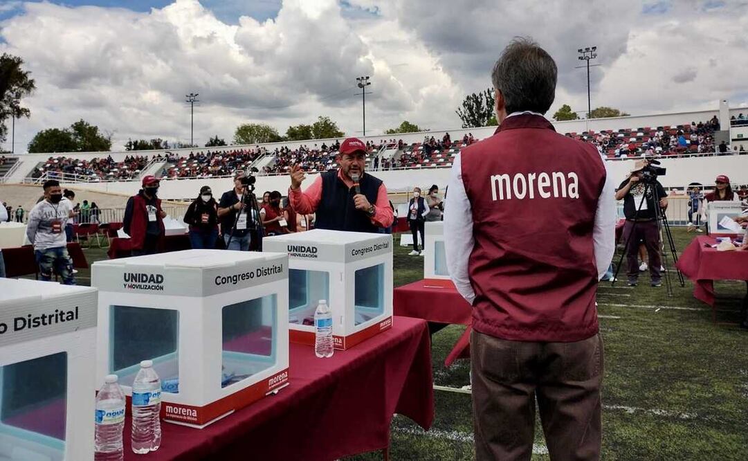 Este sábado 30 de julio se elegirán a 240 congresistas de Morena en la Ciudad de México y ya están listas las sedes de votación. Foto: tomada de Twitter @tomaspliegoc"