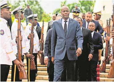 Reportan disparos y protestas en funeral del presidente asesinato de Haití, Jovenel Moïse