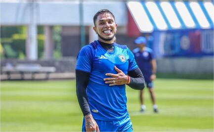 Cruz Azul hace oficial la llegada de Carlos Salcedo para el Apertura 2023