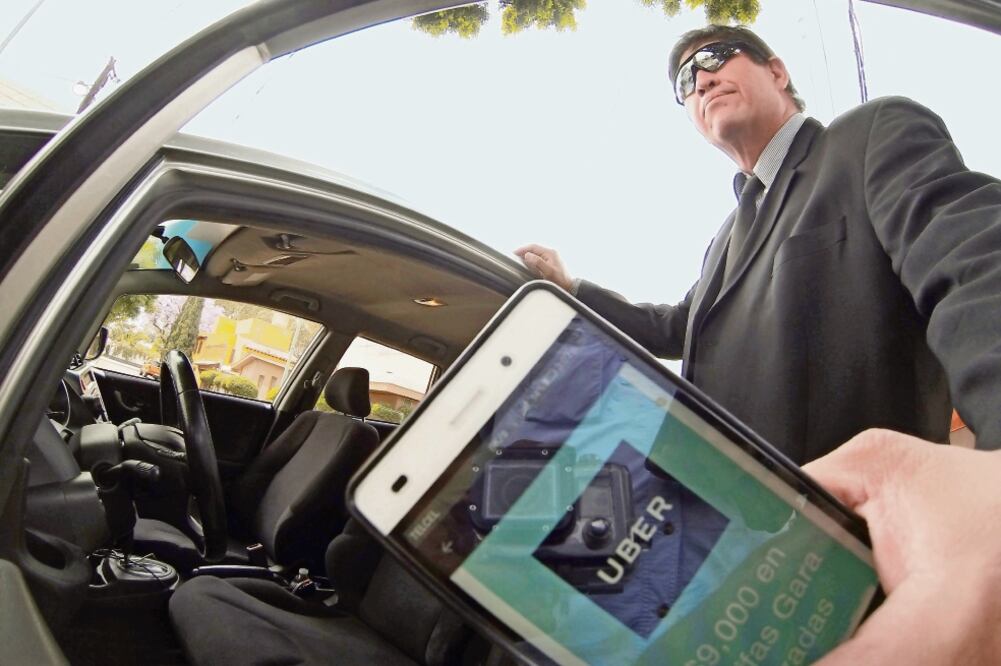 Las sanciones a las plataformas de transporte se deben a contratos de adhesión inequitativas y abusivas, y publicidad engañosa, explicó Profeco (ARCHIVO EL UNIVERSAL)