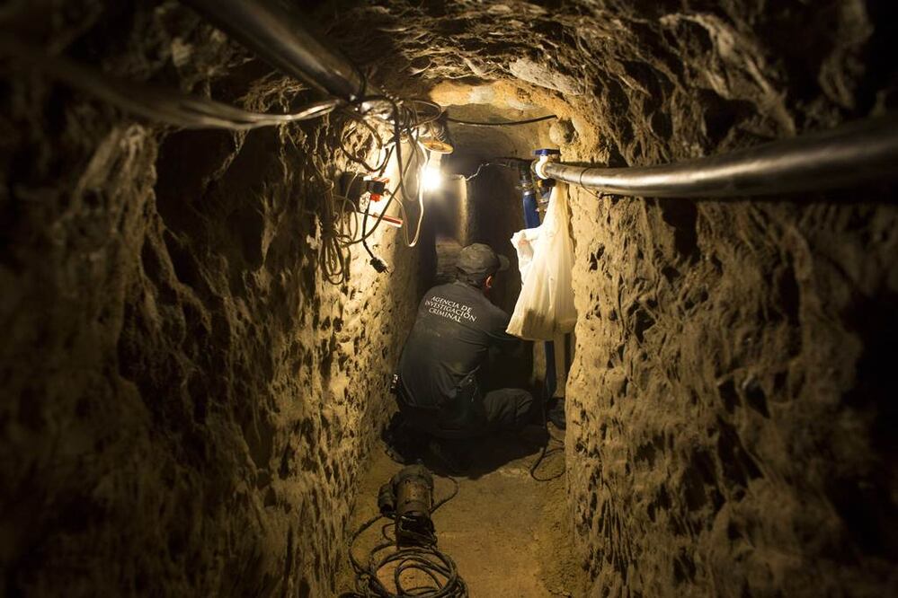 Hallan túnel clandestino cerca del aeropuerto de Tijuana