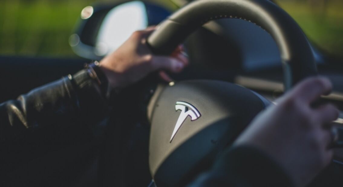 Tesla supera en ventas a Hyundai, en su propio país