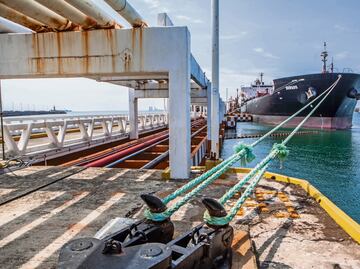 Importar crudo, clave para abaratar gasolina: expertos