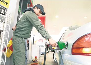 Gobierno recula, pero aún no publica acuerdo para regresar subsidio a gasolinas en frontera norte