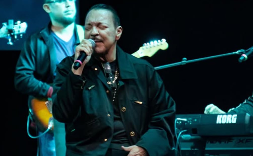 Julio Preciado arma fiesta con banda en el Auditorio Nacional. 
Instagram juliopreciado_oficial