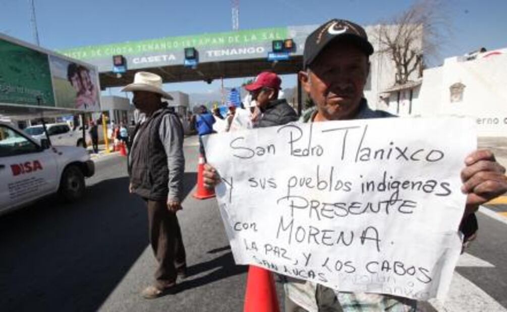 Pobladores toman caseta de Tenango; exigen liberación de "presos políticos" 