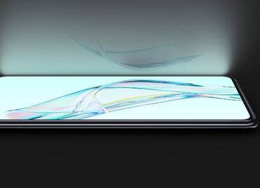 ZTE Axon 30 5G, un móvil con una cámara para selfies oculta bajo su pantalla