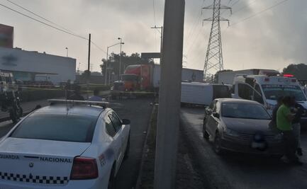 Tráiler embiste automóviles en la carretera Texcoco-Ecatepec