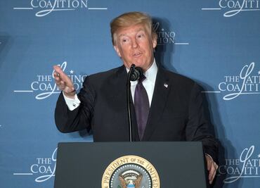 Trump asegura que muchos latinos están haciendo a EU "grande otra vez"