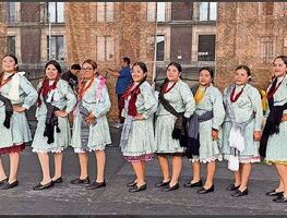 Responden ante acusaciones por baile “La Botella”