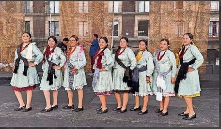 Responden ante acusaciones por baile “La Botella”