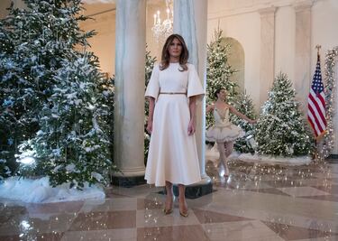 Esto es lo que usó Melania Trump para presumir sus adornos de navidad