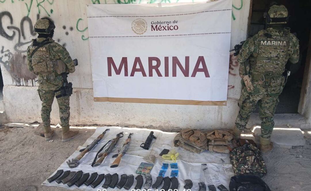 Semar asegura presunta droga y equipo táctico en inmediaciones de Caborca Sonora. Foto: Especial