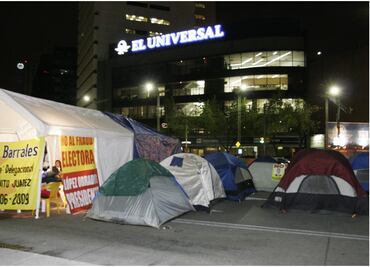 PRD acusa a Carlos Ahumada de crear una falsa deuda en su contra por plantón de AMLO en 2006