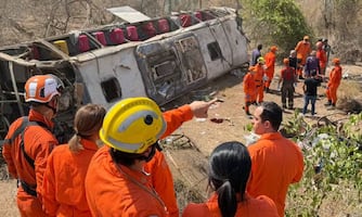 Accidente de autobús deja al menos 15 muertos en Brasil; investigan causas del percance