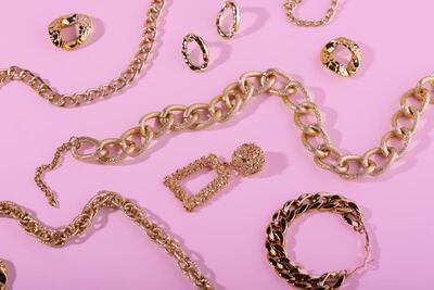 Cómo saber si una joya es de oro 