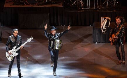 Los Tigres del Norte complacen a su público