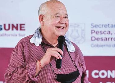 A Víctor Castro se le juntan los conflictos en tiempos electorales