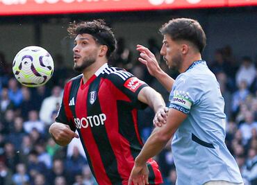 VIDEO: Raúl Jiménez hace espectacular asistencia de "taquito" frente al Manchester City