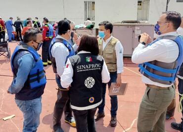 Fayad llega al IMSS de Tula para coordinar acciones de emergencia; alistan evaluación de daños