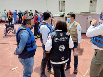 Fayad llega al IMSS de Tula para coordinar acciones de emergencia; alistan evaluación de daños