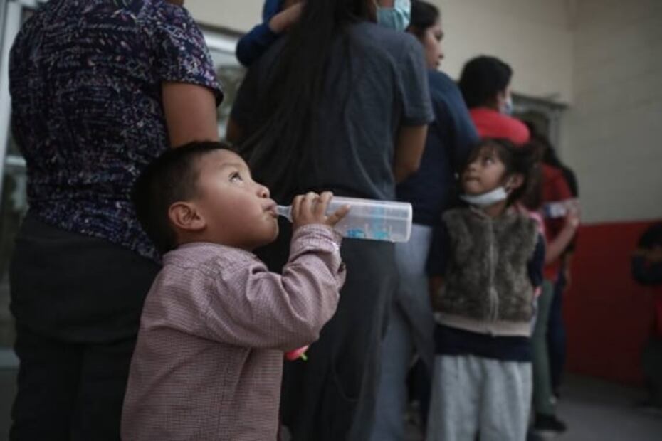 Menores migrantes no acompañados sufren en ambos lados de la frontera
