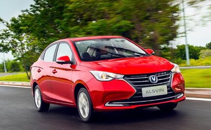 Cuánto cuestan los autos chinos Changan que venden en México