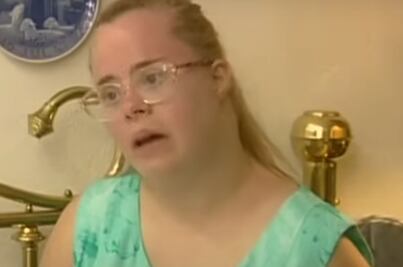 Fallece Andrea Fay Friedman, actriz con síndrome de Down de “La vida sigue su curso”