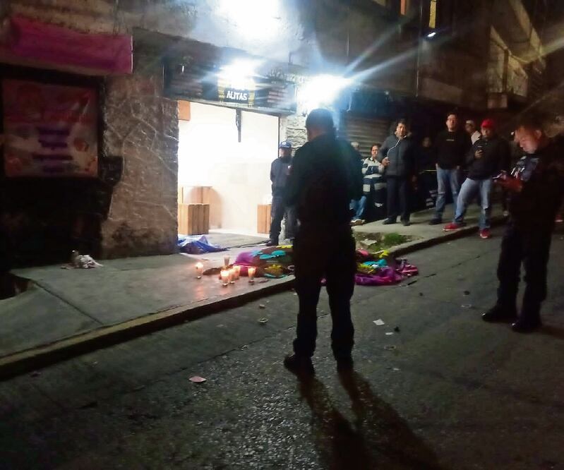 En cada uno de los tres municipios asesinaron a dos jóvenes con arma de fuego; cuatro de las víctimas quedaron tendidas en la vía pública y dos más dentro de un bar. Foto: Especial